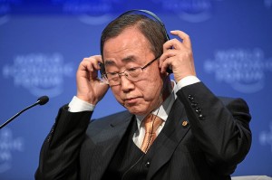 VN-leider Ban Ki-moon vindt dat Aung San Suu Si Kyi voor de verkiezingen in Birma al vrijgelaten moet worden (Foto: Wiki-Commons)